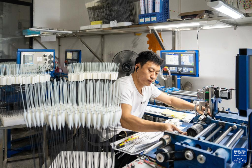 中国经济样本观察·县域样本篇丨临湘：全国八成浮标来自这座湖南县城(图2)